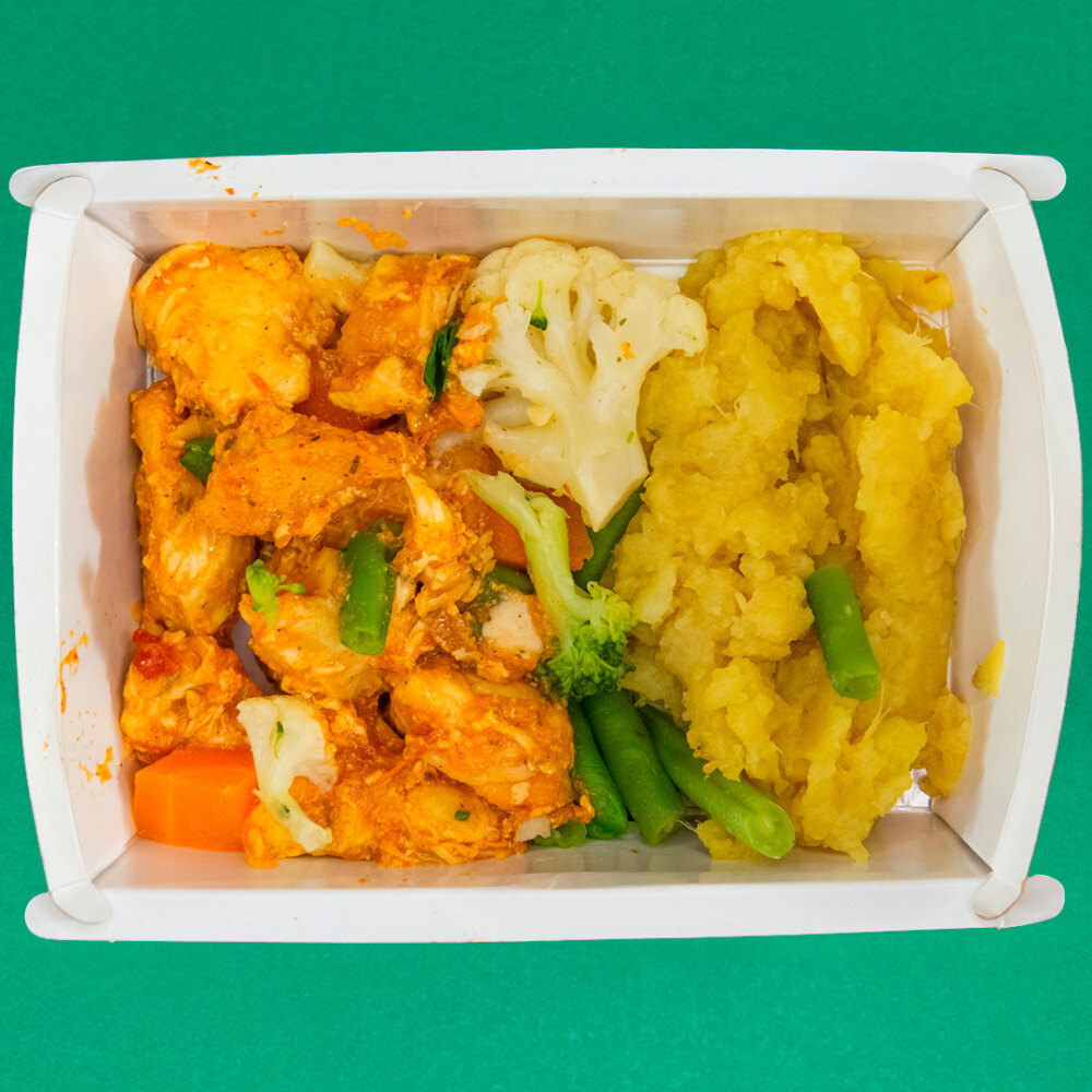 Refeição Padrão - Opção 18 - FILÉ DE FRANGO GRELHADO AO MOLHO MOSTARDA, BATATA-DOCE RÚSTICA E LEGUMES