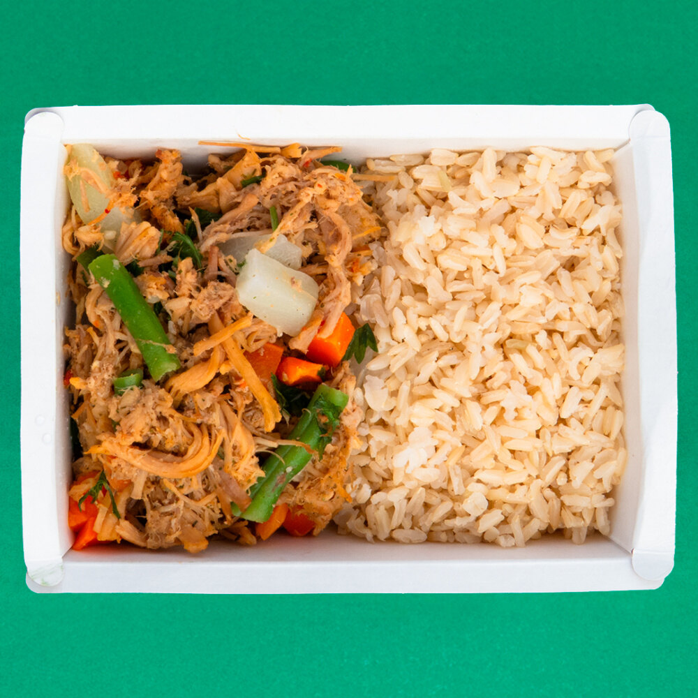 Refeição Padrão - Opção 9 - ARROZ INTEGRAL, PERNIL SUÍNO DESFIADO COM LEGUMES